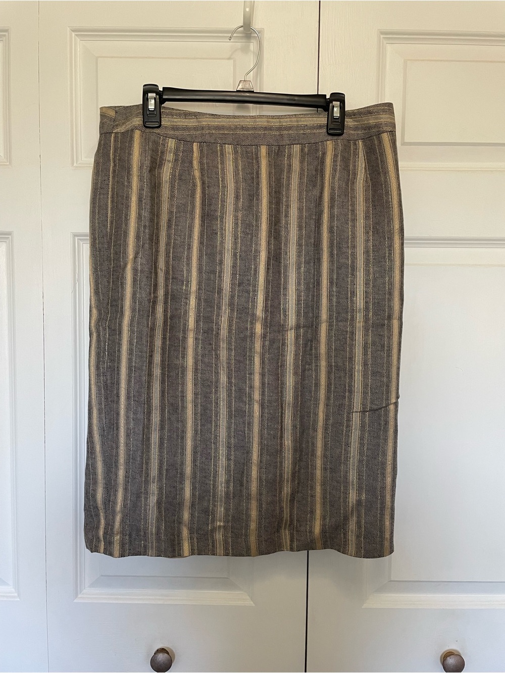 Harve Benard Neutral Striped Pencil Skirt in Gray and Cream and Gold- Size 14
